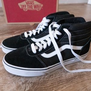 Black Vans Ward Hi Top Men's shoes